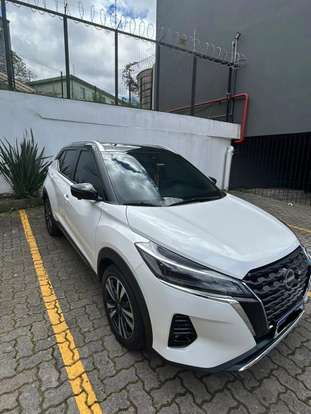 NISSAN-KICKS-2023