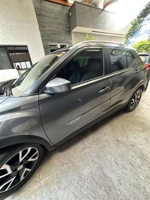 NISSAN-KICKS-2020
