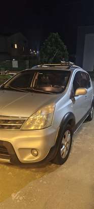 NISSAN-LIVINA-2014