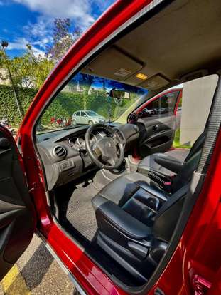 NISSAN-LIVINA-2012
