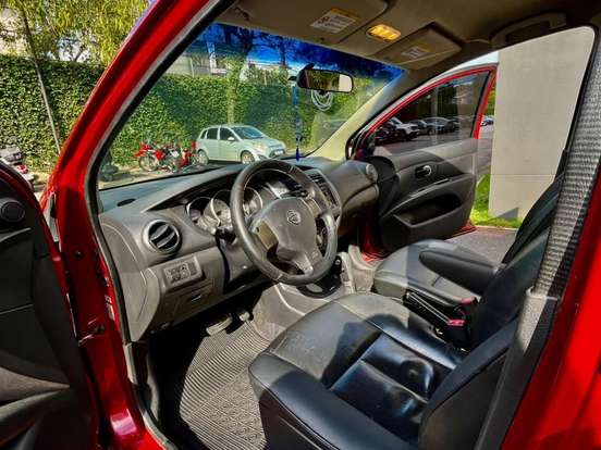 NISSAN-LIVINA-1.8 SL X-GEAR 16V FLEX 4P AUTOMÁTICO NISSAN-LIVINA-2012