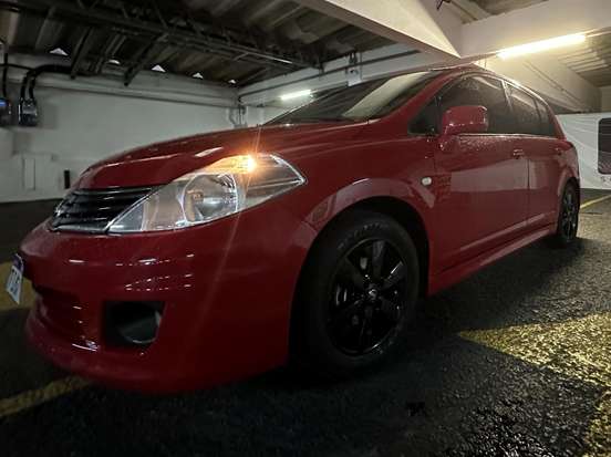 NISSAN-TIIDA-2011
