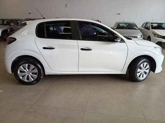 PEUGEOT-208-2024