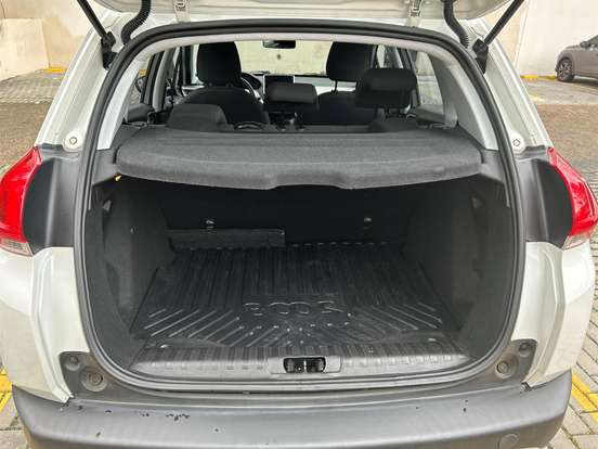 PEUGEOT-2008-2017