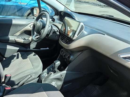 PEUGEOT-2008-1.6 16V FLEX ALLURE 4P AUTOMÁTICO PEUGEOT-2008-2017
