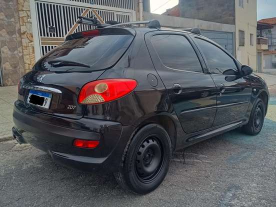 PEUGEOT-207-1.4 XR 8V FLEX 4P MANUAL PEUGEOT-207-2010