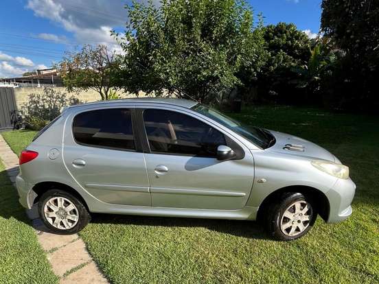 PEUGEOT-207-1.4 XR 8V FLEX 4P MANUAL PEUGEOT-207-2011