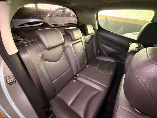 PEUGEOT-308-2013