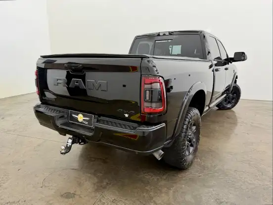 RAM-2500-6.7 I6 TURBO DIESEL NIGHT EDITION CD 4X4 AUTOMÁTICO RAM-2500-2021