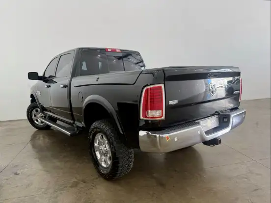 RAM-2500-6.7 LARAMIE 4X4 CD I6 TURBO DIESEL 4P AUTOMÁTICO RAM-2500-2016