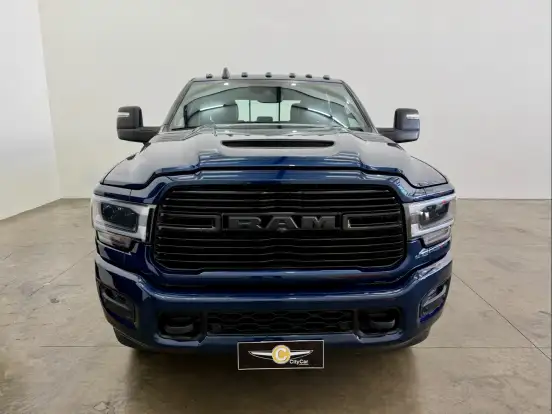 RAM-3500-6.7 I6 TURBO DIESEL LARAMIE NIGHT EDITION CD 4X4 AUTOMÁTICO RAM-3500-2024
