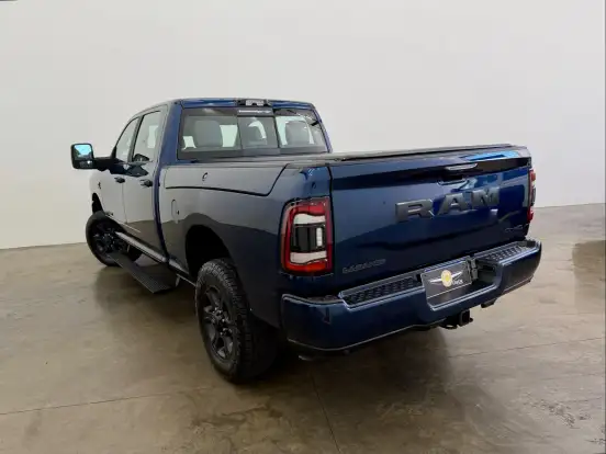 RAM-3500-6.7 I6 TURBO DIESEL LARAMIE NIGHT EDITION CD 4X4 AUTOMÁTICO RAM-3500-2024