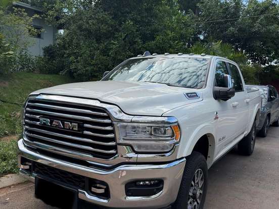 RAM-3500-6.7 I6 TURBO DIESEL LIMITED LONGHORN CD 4X4 AUTOMÁTICO RAM-3500-2024