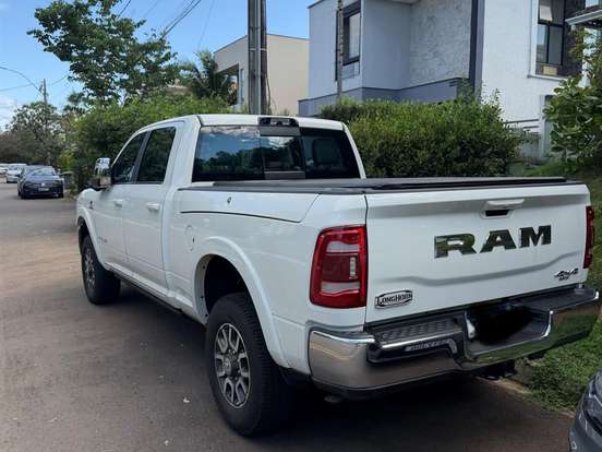 RAM-3500-6.7 I6 TURBO DIESEL LIMITED LONGHORN CD 4X4 AUTOMÁTICO RAM-3500-2024