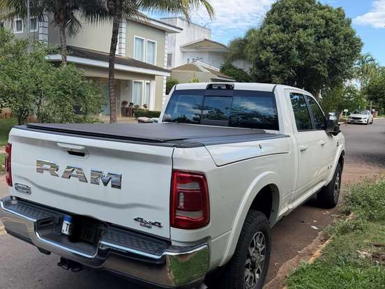 RAM-3500-6.7 I6 TURBO DIESEL LIMITED LONGHORN CD 4X4 AUTOMÁTICO RAM-3500-2024