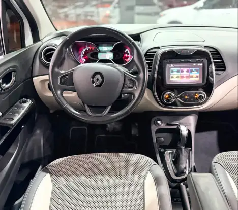 RENAULT-CAPTUR-2018