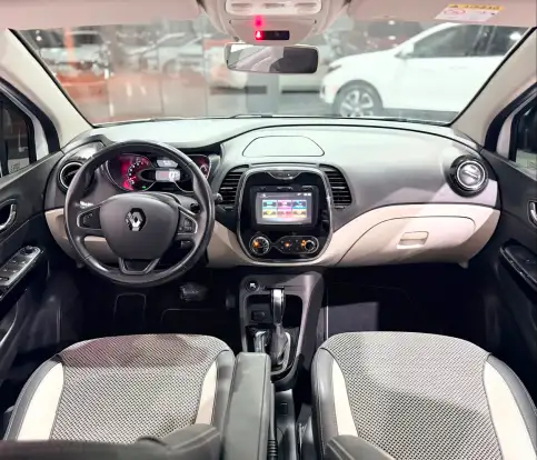 RENAULT-CAPTUR-2018