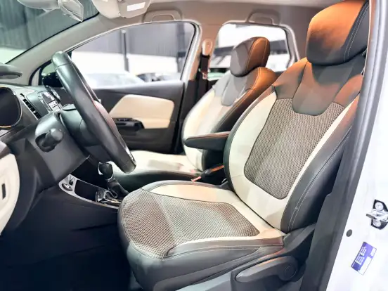 RENAULT-CAPTUR-2.0 16V HI-FLEX INTENSE AUTOMÁTICO RENAULT-CAPTUR-2018