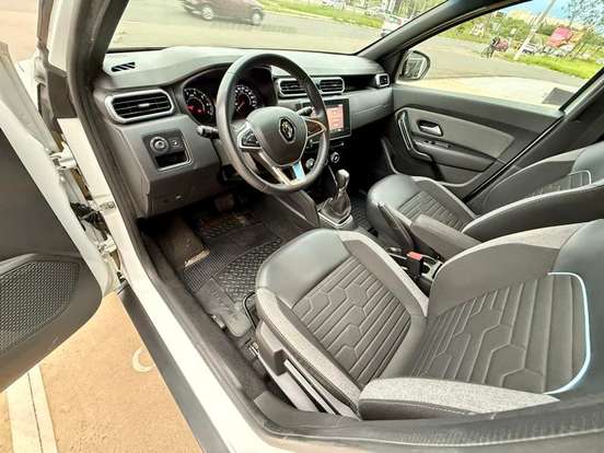 RENAULT-DUSTER-2020