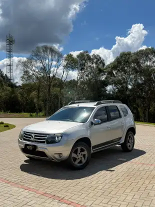 RENAULT-DUSTER-2013