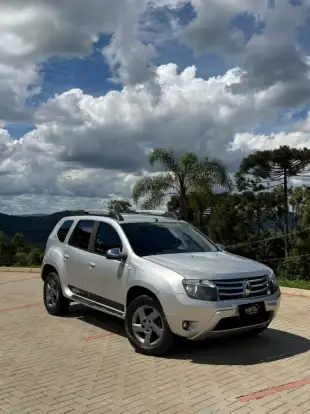 RENAULT-DUSTER-2013