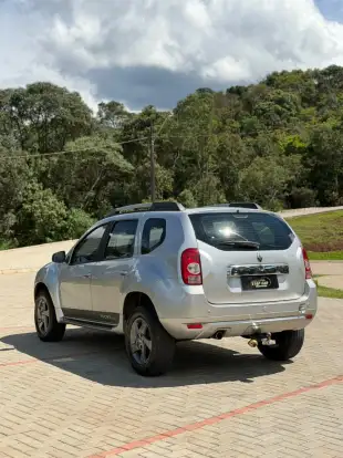 RENAULT-DUSTER-2013
