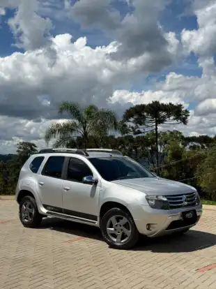 RENAULT-DUSTER-2013