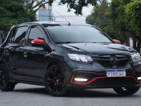 RENAULT-SANDERO-2.0 16V HI-FLEX RS RACING SPIRIT MANUAL RENAULT-SANDERO-2017