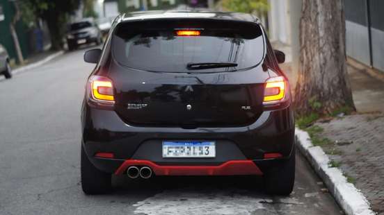 RENAULT-SANDERO-2017