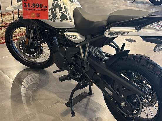 ROYAL ENFIELD-HIMALAYAN 450 KAMET WHITE ROYAL ENFIELD-HIMALAYAN 450 KAMET WHITE-2025