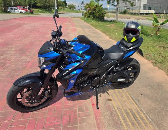 SUZUKI GSX-S750A 
