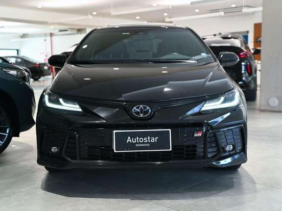 TOYOTA-COROLLA-2025