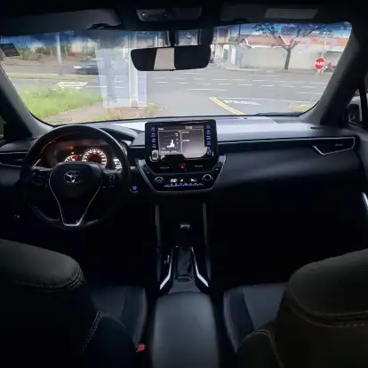 TOYOTA-COROLLA CROSS-2021