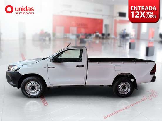 TOYOTA-HILUX-2.8 D-4D TURBO DIESEL CS 4X4 MANUAL TOYOTA-HILUX-2024