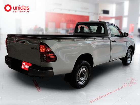 TOYOTA-HILUX-2.8 D-4D TURBO DIESEL CS 4X4 MANUAL TOYOTA-HILUX-2024