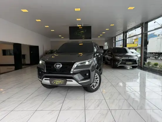 TOYOTA-HILUX SW4-2021