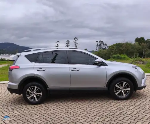 TOYOTA-RAV4-2.0 TOP 4X2 16V GASOLINA 4P AUTOMÁTICO TOYOTA-RAV4-2017