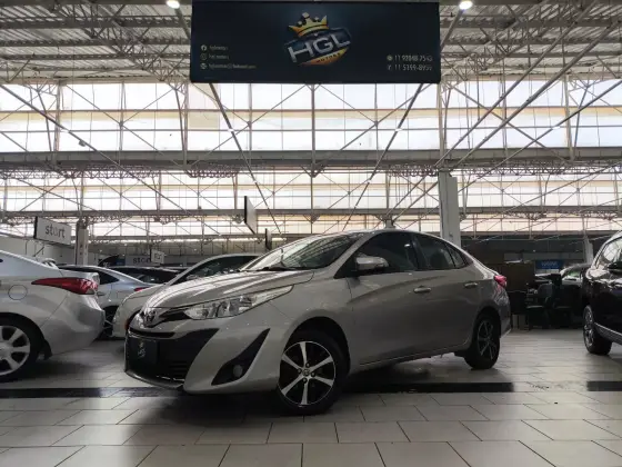 TOYOTA YARIS 1.5 16V FLEX SEDAN XS CONNECT MULTIDRIVE