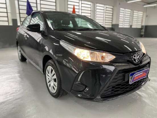 TOYOTA-YARIS-2024