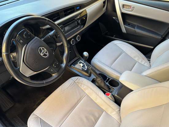 TOYOTA-COROLLA-2016