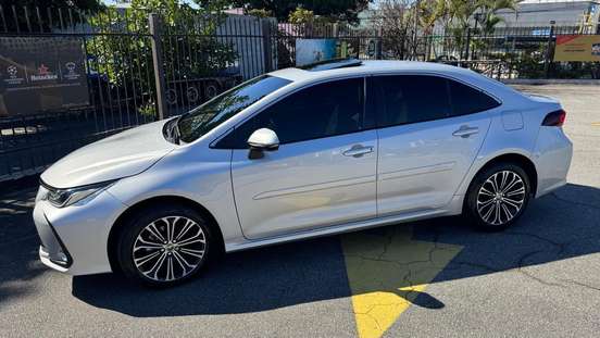 TOYOTA-COROLLA-2021