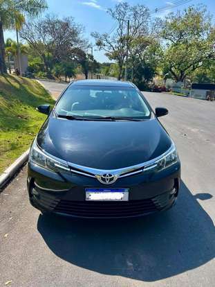TOYOTA-COROLLA-2018