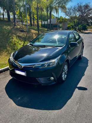 TOYOTA-COROLLA-2018