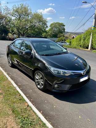 TOYOTA-COROLLA-2018