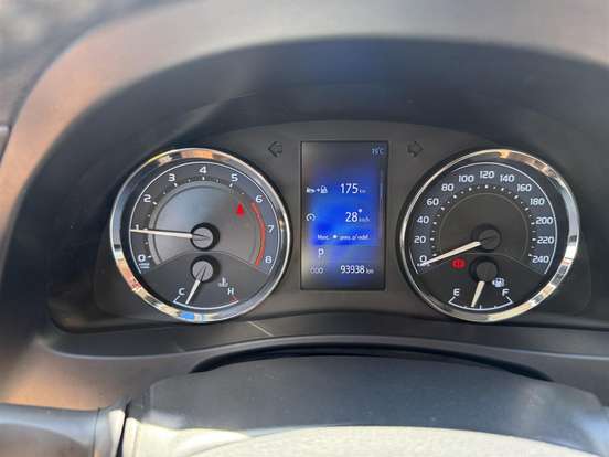 TOYOTA-COROLLA-2019