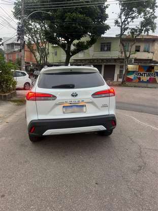 TOYOTA-COROLLA CROSS-2021