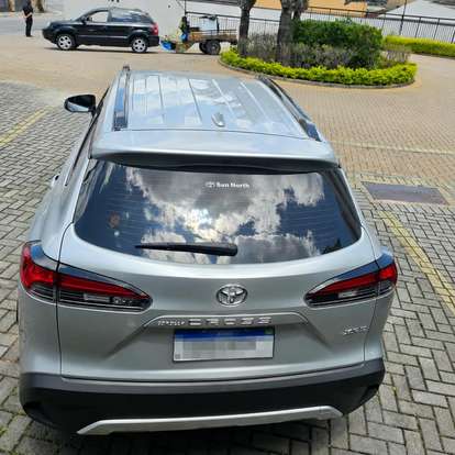 TOYOTA-COROLLA CROSS-2022
