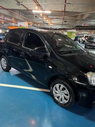 TOYOTA-ETIOS-2016