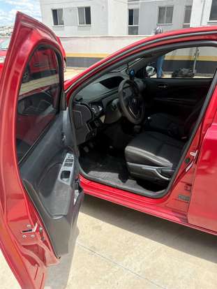 TOYOTA-ETIOS-2015