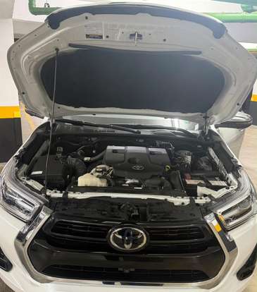 TOYOTA-HILUX-2024